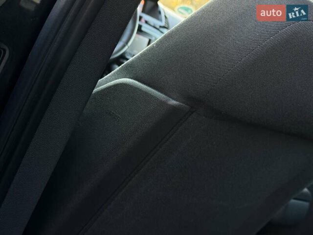 Черный Опель Зафира, объемом двигателя 1.7 л и пробегом 189 тыс. км за 8350 $, фото 75 на Automoto.ua