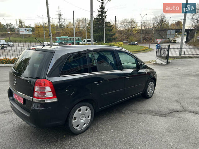 Опель Зафира 2012 в Чернигове на Automoto.ua Черный Опель Зафира, объемом двигателя 1.8 л и пробегом 239 тыс. км за 7799 $, фото 1 на Automoto.ua