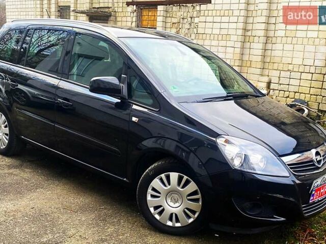 Чорний Опель Зафіра, об'ємом двигуна 1.7 л та пробігом 212 тис. км за 7500 $, фото 8 на Automoto.ua