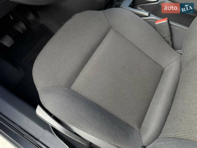 Черный Опель Зафира, объемом двигателя 1.8 л и пробегом 213 тыс. км за 7700 $, фото 45 на Automoto.ua