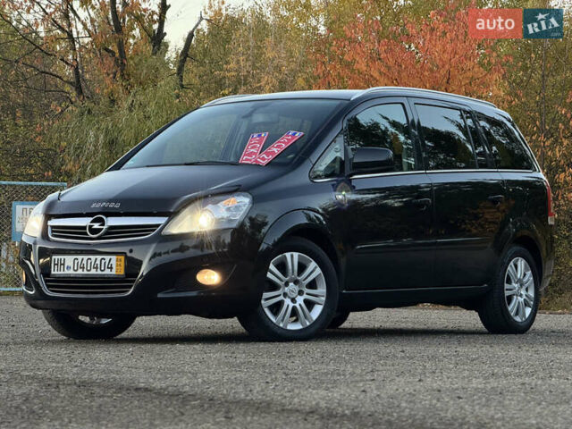 Черный Опель Зафира, объемом двигателя 1.7 л и пробегом 189 тыс. км за 8350 $, фото 136 на Automoto.ua