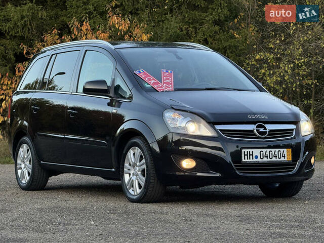 Черный Опель Зафира, объемом двигателя 1.7 л и пробегом 189 тыс. км за 8350 $, фото 36 на Automoto.ua