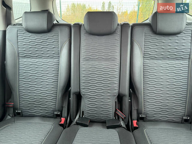 Черный Опель Зафира, объемом двигателя 2 л и пробегом 290 тыс. км за 10000 $, фото 13 на Automoto.ua