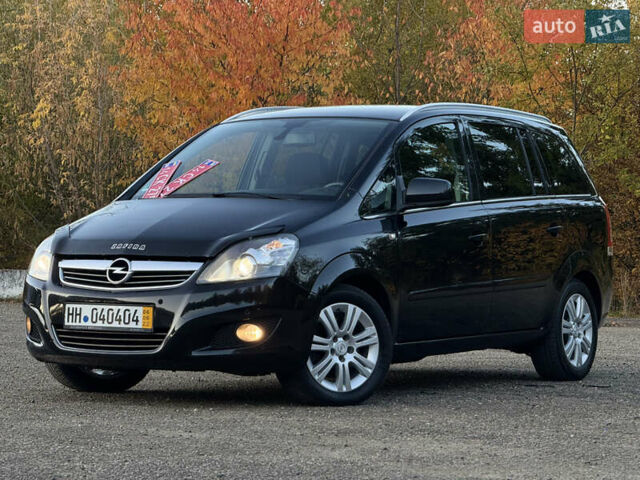 Черный Опель Зафира, объемом двигателя 1.7 л и пробегом 189 тыс. км за 8350 $, фото 12 на Automoto.ua