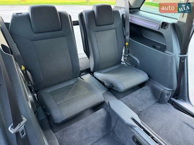 Чорний Опель Зафіра, об'ємом двигуна 1.7 л та пробігом 209 тис. км за 7950 $, фото 45 на Automoto.ua