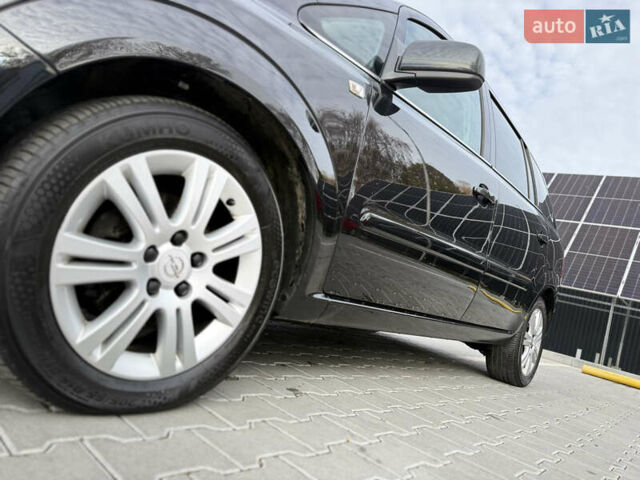 Черный Опель Зафира, объемом двигателя 1.8 л и пробегом 213 тыс. км за 7700 $, фото 21 на Automoto.ua