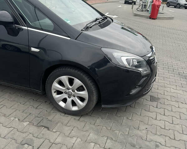 Опель Зафира 2012 в Луцке на Automoto.ua Черный Опель Зафира, объемом двигателя 1.96 л и пробегом 283 тыс. км за 11500 $, фото 2 на Automoto.ua