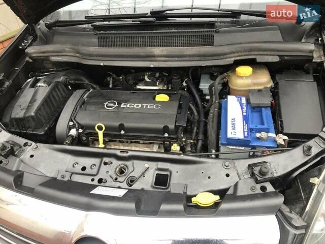 Черный Опель Зафира, объемом двигателя 1.8 л и пробегом 175 тыс. км за 7500 $, фото 14 на Automoto.ua