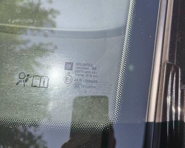 Черный Опель Зафира, объемом двигателя 1.8 л и пробегом 35 тыс. км за 10500 $, фото 11 на Automoto.ua