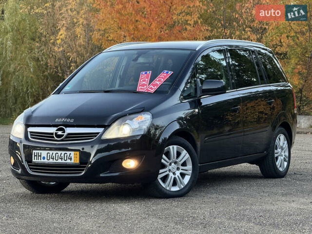 Черный Опель Зафира, объемом двигателя 1.7 л и пробегом 189 тыс. км за 8350 $, фото 139 на Automoto.ua
