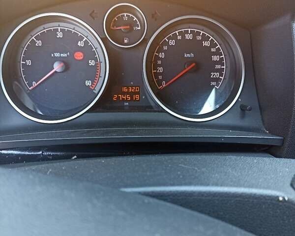 Опель Зафира 2012 в Ровно на Automoto.ua Черный Опель Зафира, объемом двигателя 1.7 л и пробегом 274 тыс. км за 7700 $, фото 6 на Automoto.ua