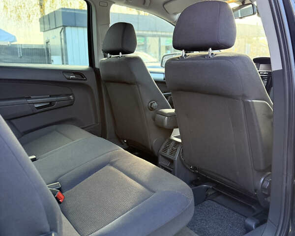 Черный Опель Зафира, объемом двигателя 1.8 л и пробегом 213 тыс. км за 7700 $, фото 85 на Automoto.ua