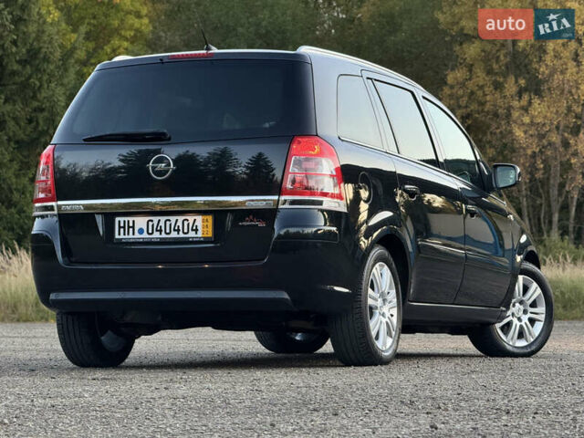 Черный Опель Зафира, объемом двигателя 1.7 л и пробегом 189 тыс. км за 8350 $, фото 133 на Automoto.ua