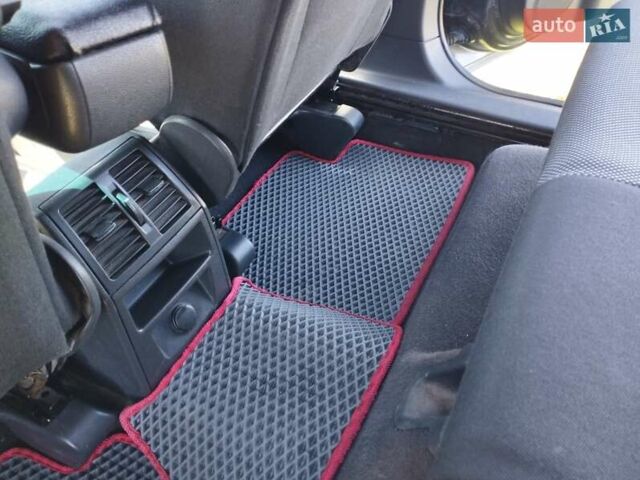 Черный Опель Зафира, объемом двигателя 1.6 л и пробегом 219 тыс. км за 7000 $, фото 23 на Automoto.ua