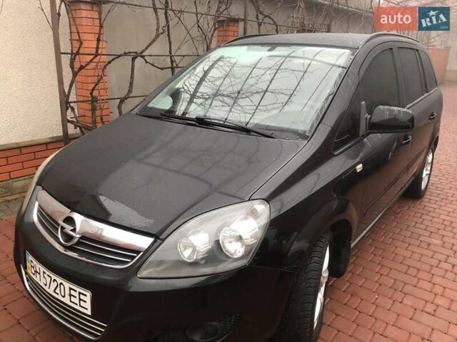 Черный Опель Зафира, объемом двигателя 1.8 л и пробегом 175 тыс. км за 7500 $, фото 3 на Automoto.ua