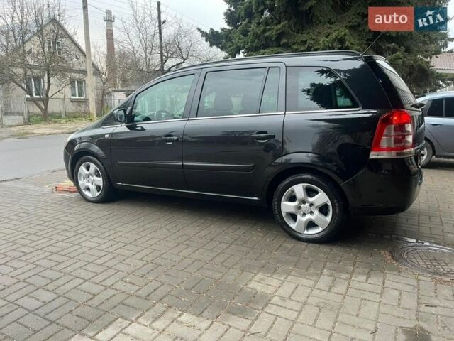 Чорний Опель Зафіра, об'ємом двигуна 1.8 л та пробігом 208 тис. км за 7700 $, фото 9 на Automoto.ua