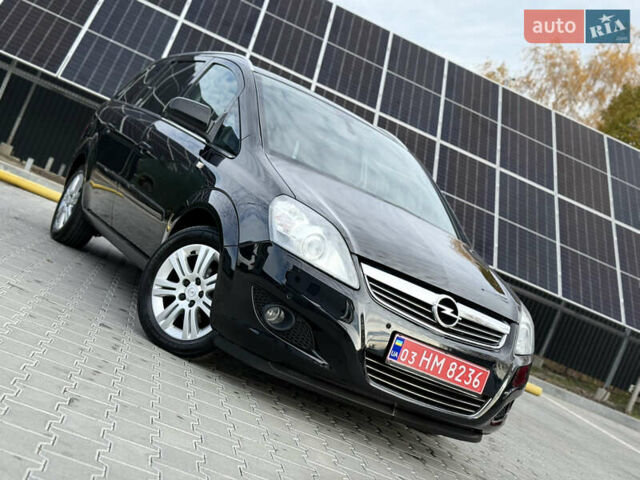 Черный Опель Зафира, объемом двигателя 1.8 л и пробегом 213 тыс. км за 7700 $, фото 2 на Automoto.ua