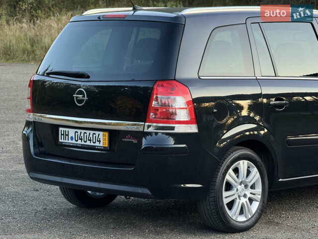 Черный Опель Зафира, объемом двигателя 1.7 л и пробегом 189 тыс. км за 8350 $, фото 33 на Automoto.ua