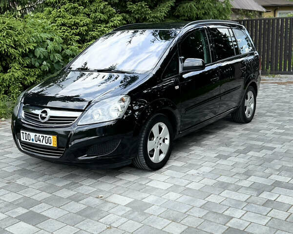Опель Зафіра 2012 у Старокостянтинів на Automoto.ua Чорний Опель Зафіра, об'ємом двигуна 1.6 л та пробігом 226 тис. км за 7650 $, фото 2 на Automoto.ua