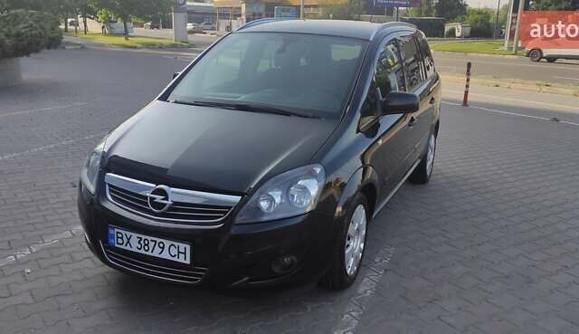 Опель Зафира 2012 в Хмельницком на Automoto.ua Черный Опель Зафира, объемом двигателя 1.7 л и пробегом 227 тыс. км за 8100 $, фото 1 на Automoto.ua