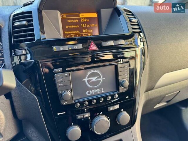 Чорний Опель Зафіра, об'ємом двигуна 1.7 л та пробігом 209 тис. км за 7950 $, фото 33 на Automoto.ua