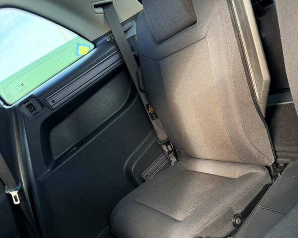 Черный Опель Зафира, объемом двигателя 1.8 л и пробегом 213 тыс. км за 7700 $, фото 79 на Automoto.ua