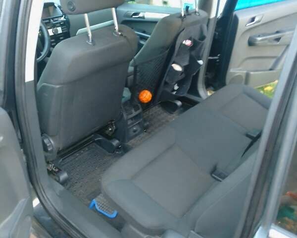 Опель Зафира 2013 в Нововолынск на Automoto.ua Черный Опель Зафира, объемом двигателя 1.7 л и пробегом 216 тыс. км за 9300 $, фото 5 на Automoto.ua