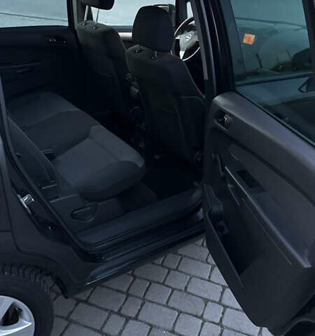 Черный Опель Зафира, объемом двигателя 1.7 л и пробегом 209 тыс. км за 8500 $, фото 32 на Automoto.ua