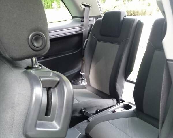 Чорний Опель Зафіра, об'ємом двигуна 1.8 л та пробігом 204 тис. км за 8900 $, фото 7 на Automoto.ua