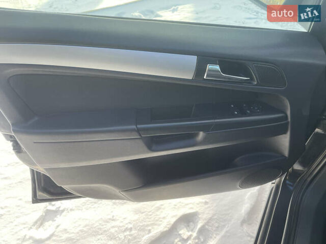 Черный Опель Зафира, объемом двигателя 1.8 л и пробегом 186 тыс. км за 7700 $, фото 9 на Automoto.ua