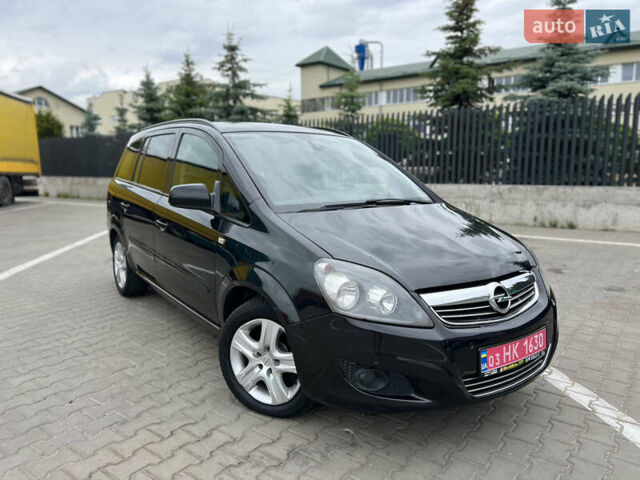 Черный Опель Зафира, объемом двигателя 1.7 л и пробегом 206 тыс. км за 6999 $, фото 2 на Automoto.ua