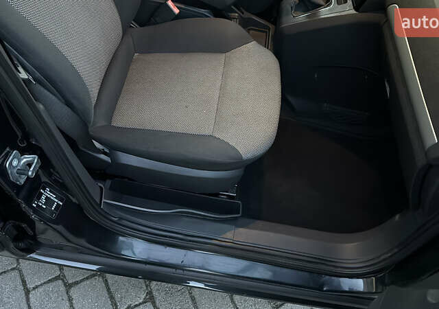 Черный Опель Зафира, объемом двигателя 1.7 л и пробегом 209 тыс. км за 8500 $, фото 40 на Automoto.ua