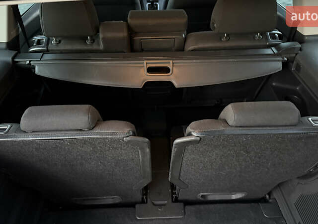 Черный Опель Зафира, объемом двигателя 1.7 л и пробегом 209 тыс. км за 8500 $, фото 31 на Automoto.ua