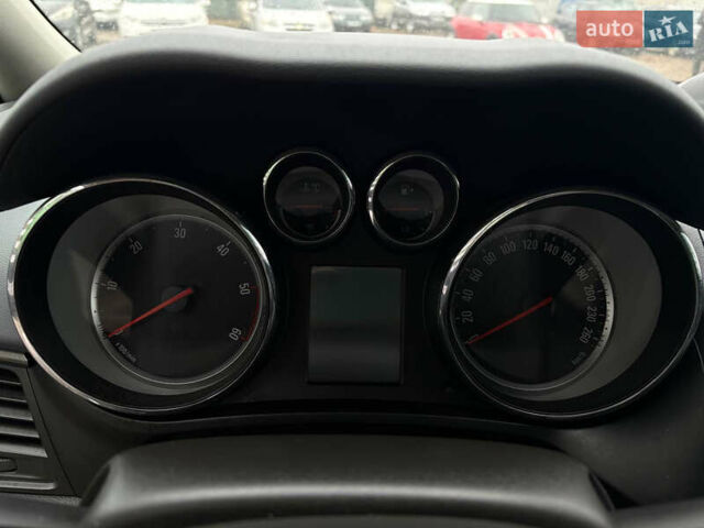 Черный Опель Зафира, объемом двигателя 2 л и пробегом 253 тыс. км за 11000 $, фото 25 на Automoto.ua