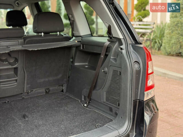 Опель Зафира 2014 в Стрые на Automoto.ua Черный Опель Зафира, объемом двигателя 1.7 л и пробегом 232 тыс. км за 8450 $, фото 60 на Automoto.ua