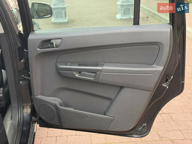 Опель Зафира 2014 в Стрые на Automoto.ua Черный Опель Зафира, объемом двигателя 1.7 л и пробегом 232 тыс. км за 8450 $, фото 58 на Automoto.ua