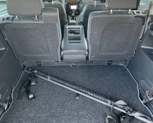 Черный Опель Зафира, объемом двигателя 1.7 л и пробегом 227 тыс. км за 8900 $, фото 14 на Automoto.ua