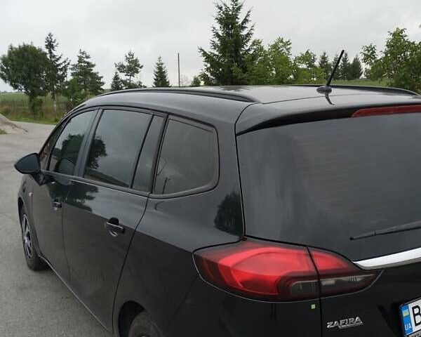 Черный Опель Зафира, объемом двигателя 2 л и пробегом 185 тыс. км за 11500 $, фото 9 на Automoto.ua