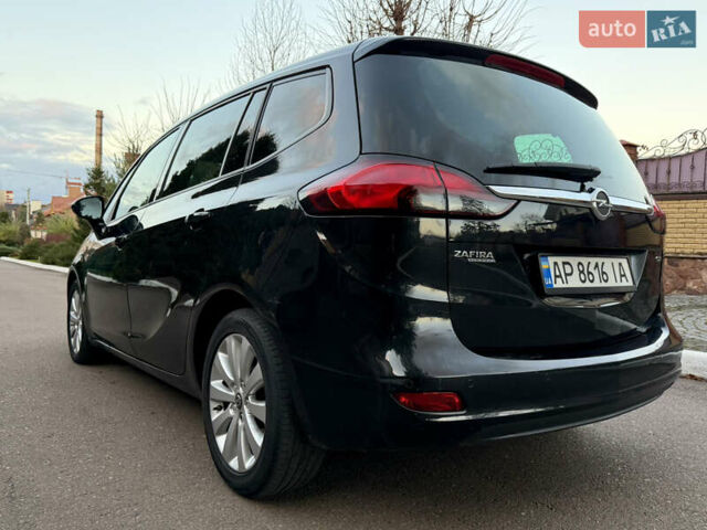 Черный Опель Зафира, объемом двигателя 1.6 л и пробегом 215 тыс. км за 9399 $, фото 13 на Automoto.ua
