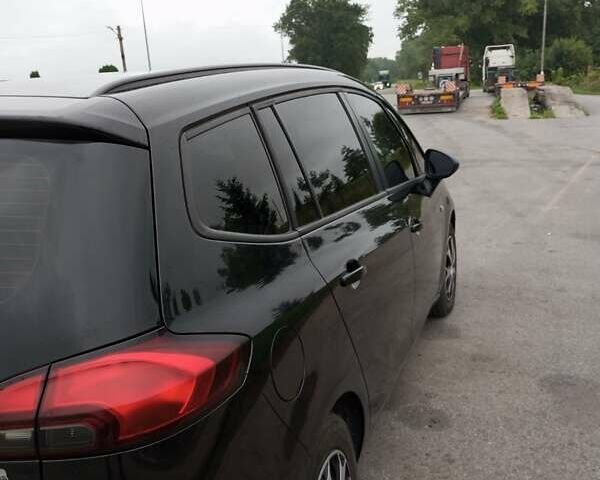 Черный Опель Зафира, объемом двигателя 2 л и пробегом 185 тыс. км за 11500 $, фото 13 на Automoto.ua