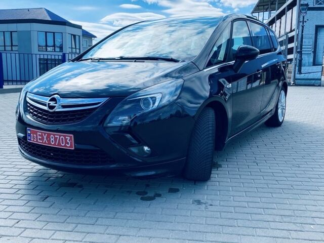 Черный Опель Зафира, объемом двигателя 0 л и пробегом 210 тыс. км за 10500 $, фото 1 на Automoto.ua