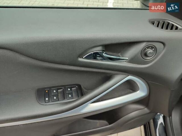 Черный Опель Зафира, объемом двигателя 1.6 л и пробегом 152 тыс. км за 12150 $, фото 7 на Automoto.ua