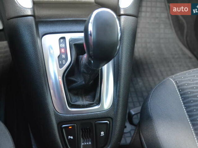 Черный Опель Зафира, объемом двигателя 1.96 л и пробегом 165 тыс. км за 13200 $, фото 40 на Automoto.ua