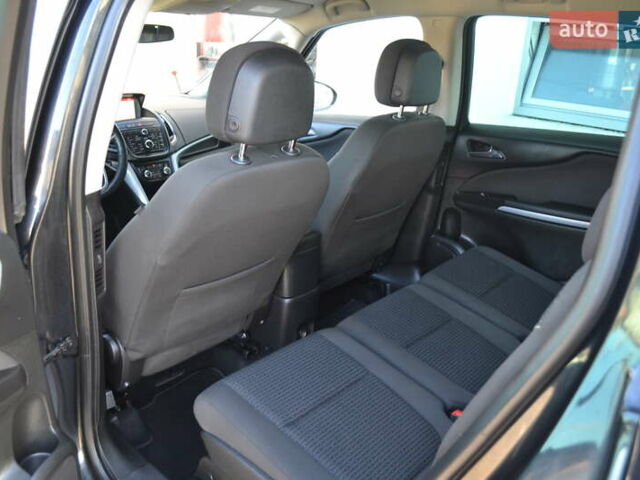 Черный Опель Зафира, объемом двигателя 1.96 л и пробегом 165 тыс. км за 13200 $, фото 23 на Automoto.ua