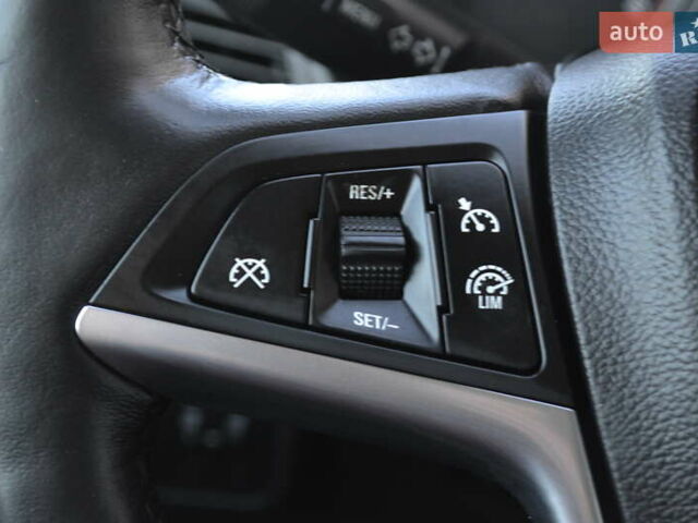 Черный Опель Зафира, объемом двигателя 1.96 л и пробегом 165 тыс. км за 13200 $, фото 35 на Automoto.ua