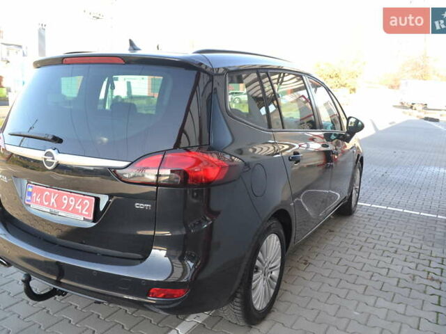 Черный Опель Зафира, объемом двигателя 1.96 л и пробегом 165 тыс. км за 13200 $, фото 6 на Automoto.ua