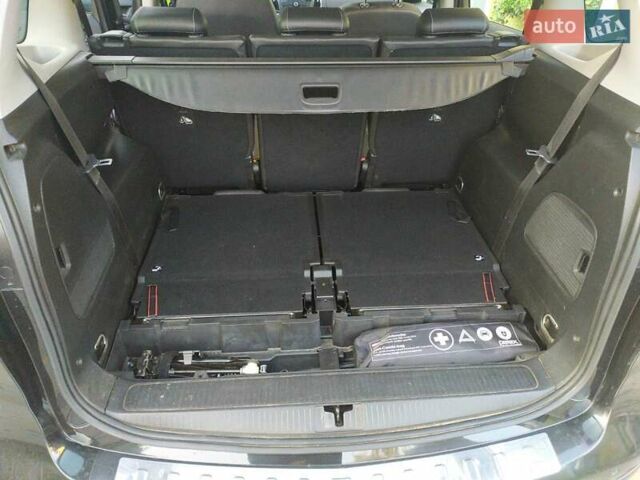 Чорний Опель Зафіра, об'ємом двигуна 1.96 л та пробігом 188 тис. км за 12200 $, фото 4 на Automoto.ua