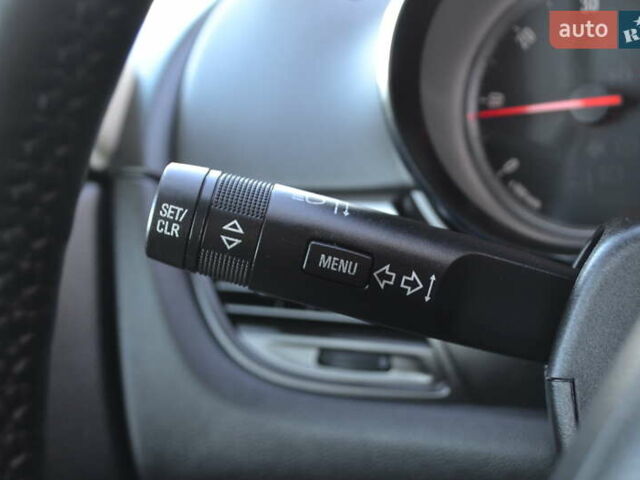 Черный Опель Зафира, объемом двигателя 1.96 л и пробегом 165 тыс. км за 13200 $, фото 34 на Automoto.ua