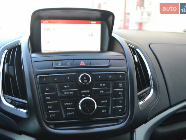 Черный Опель Зафира, объемом двигателя 1.96 л и пробегом 165 тыс. км за 13200 $, фото 36 на Automoto.ua