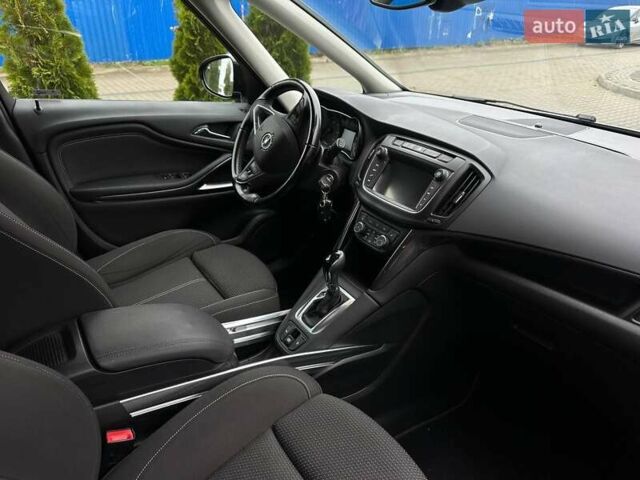 Черный Опель Зафира, объемом двигателя 2 л и пробегом 201 тыс. км за 13500 $, фото 22 на Automoto.ua